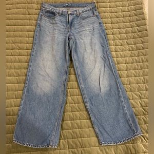 Old Navy Mid-Rise Straight Leg Jeans
